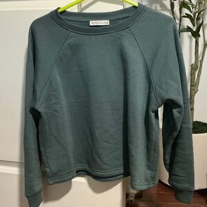 Zenana Women’s Green Crew Neck Cropped Sweater